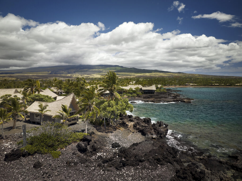 Exteriors and Shoreline_Kona Village, A Rosewood Resort